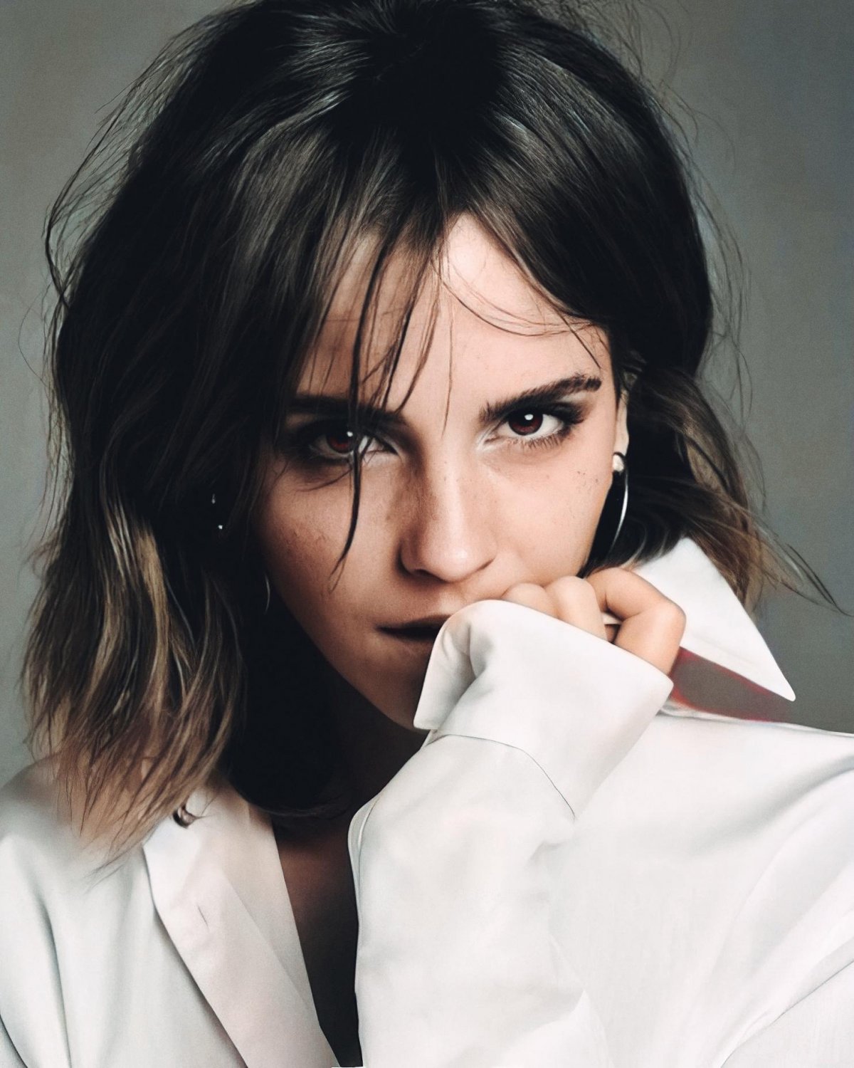 KOiwGYE1 Emma Watson giving you this look, knowing you want to worship her badly. Ready for CEI 02.jpg